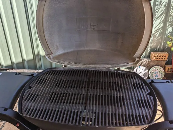 how to clean a bbq plate