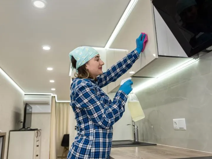 Kitchen range hood cleaning service gold coast